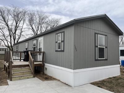 Photo 3 of 28 of home located at 1823 SW 12th #122 Lincoln, NE 68522