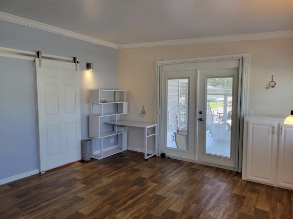 2016 IMPE IMC-1374-33106 Mobile Home