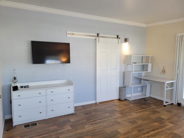 2016 IMPE IMC-1374-33106 Mobile Home