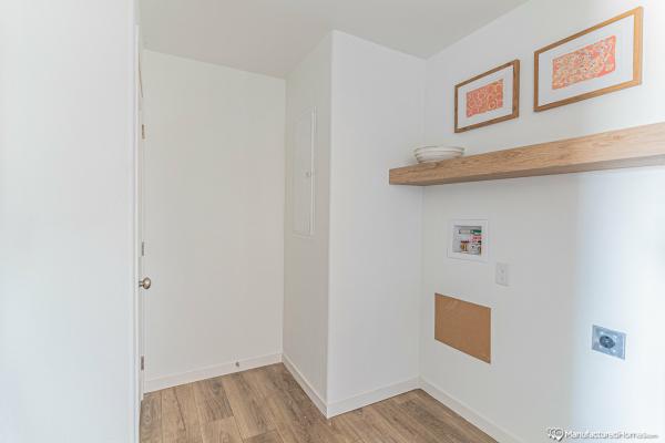 2025 Clayton 52TEM28563B Mobile Home