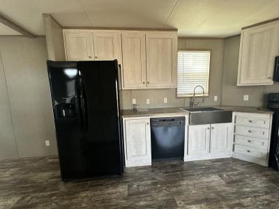 Photo 4 of 11 of home located at 15032 Moss Phlox Cir Pflugerville, TX 78660