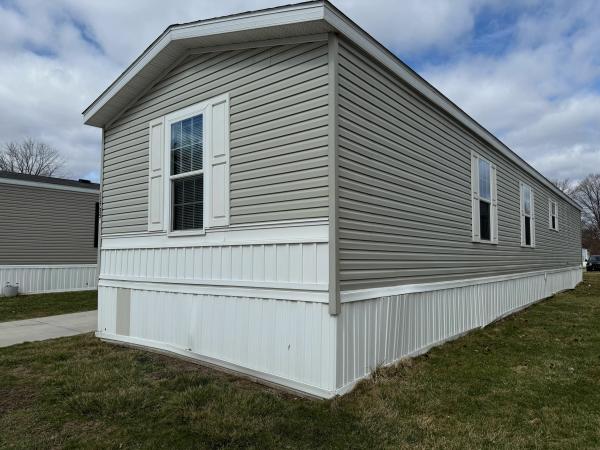 2019 Champion Mobile Home