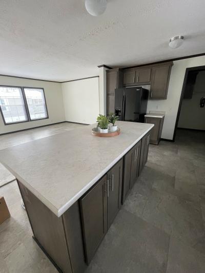 Photo 5 of 31 of home located at 158 Brookfield #158 Swartz Creek, MI 48473