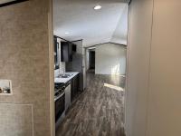 2021 Commodore Mobile Home
