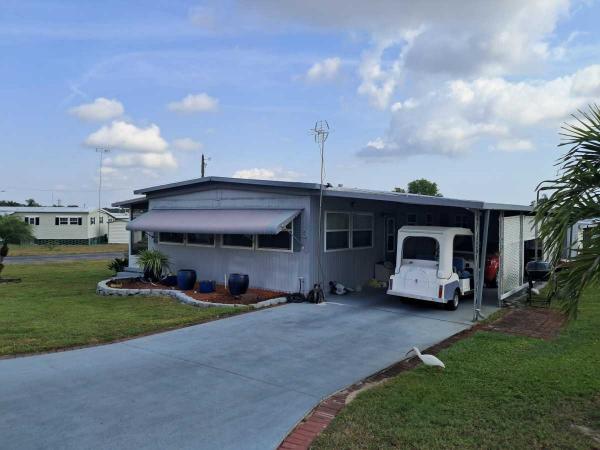 1972 Skyline HS Mobile Home