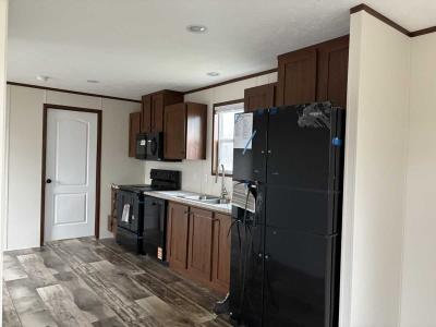 Photo 2 of 10 of home located at 117 Park Estate Ave. Pontiac, IL 61764