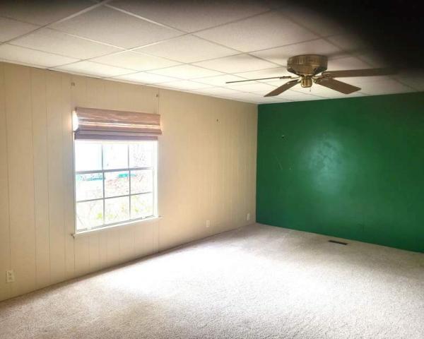 1978 TWIN Manufactured Home