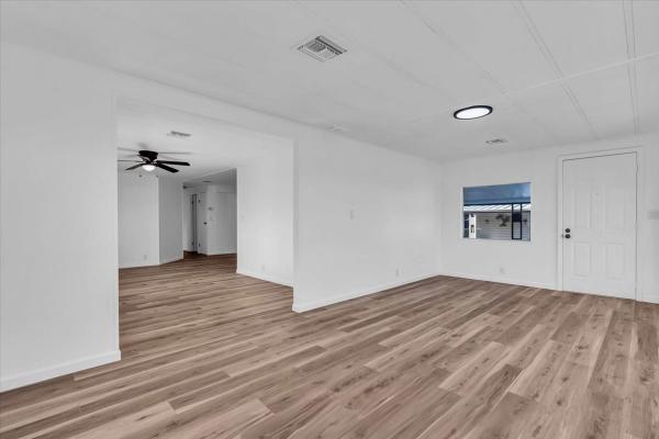 1980 Palm Harbor Manufactured Home