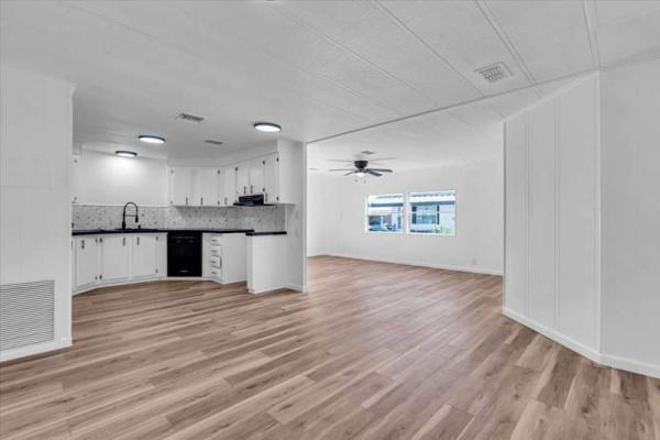 1980 Palm Harbor Manufactured Home