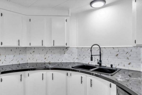 1980 Palm Harbor Manufactured Home