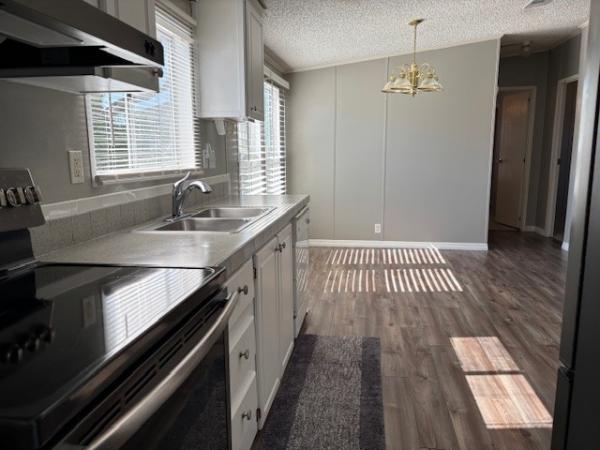 2001 Fleetwood Manufactured Home