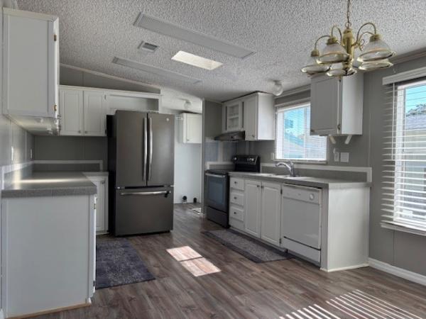2001 Fleetwood Manufactured Home