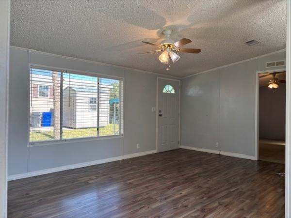 2001 Fleetwood Manufactured Home