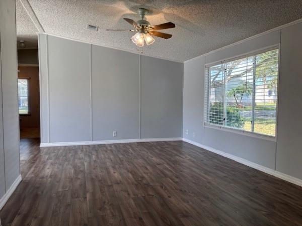 2001 Fleetwood Manufactured Home