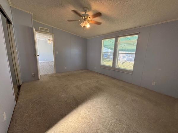 2001 Fleetwood Manufactured Home