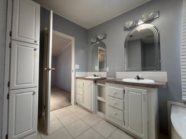 2001 Fleetwood Manufactured Home