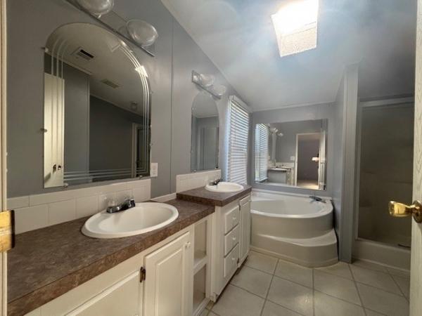 2001 Fleetwood Manufactured Home