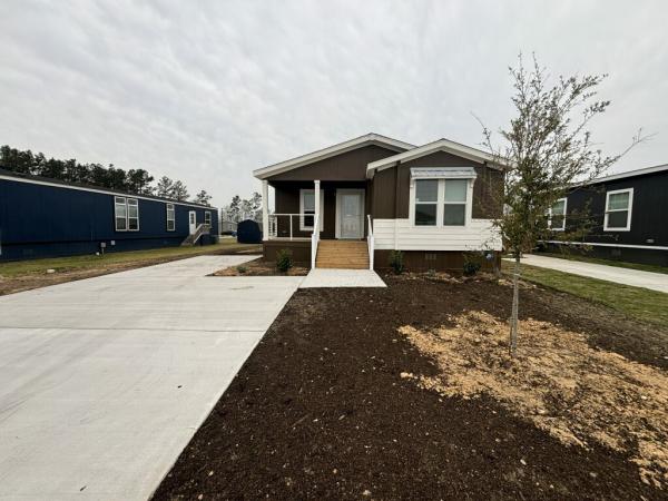2025 Champion IN2860S (w/2 Porch) Mobile Home