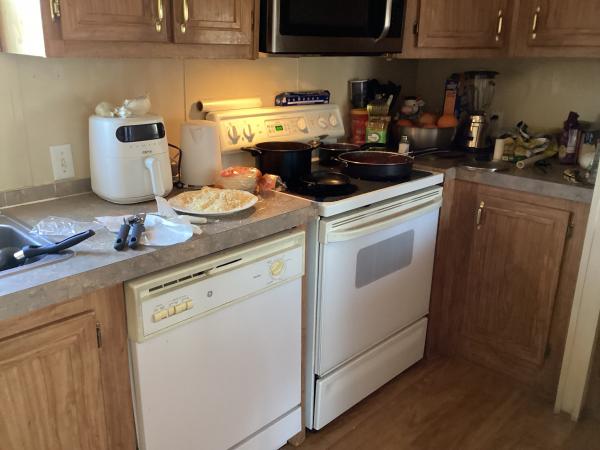 2003 Clayton Mobile Home