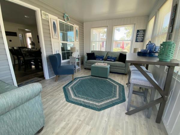 2019 SCHU 57JEN2 Mobile Home