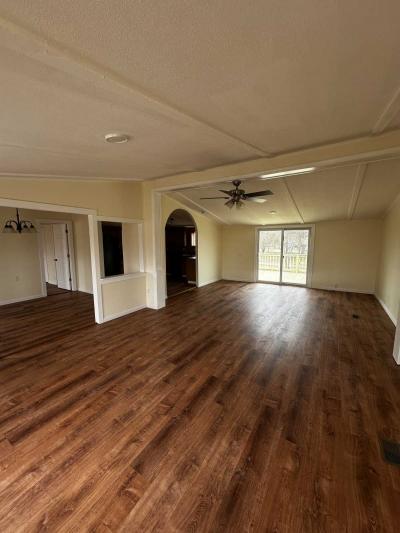 Photo 2 of 14 of home located at 74 Maple Ave Saratoga Springs, NY 12866