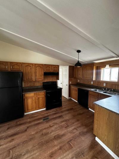 Photo 5 of 14 of home located at 74 Maple Ave Saratoga Springs, NY 12866