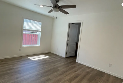 Photo 3 of 4 of home located at 5250 E Lake Mead Blvd #84 Las Vegas, NV 89121