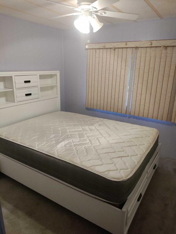 1979 Hillcrest Mobile Home