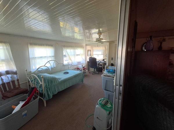 1972 Skyline HS Mobile Home