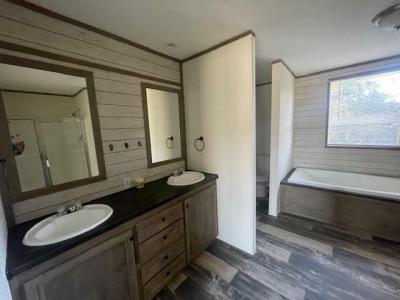 Mobile Home at R & R Homes Inc. 255 Us Highway 280 Alexander City, AL 35010