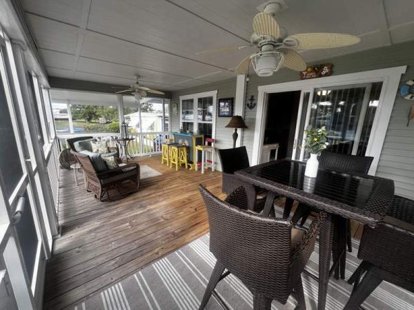 2015 Palm Harbor Manufactured Home