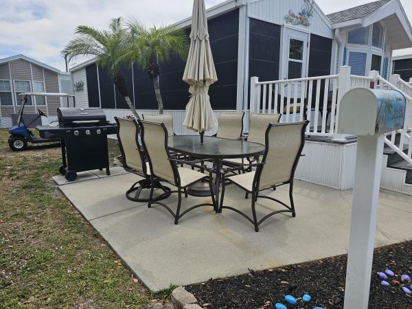 1993  Mobile Home For Sale