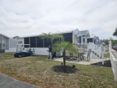 Photo 3 of 15 of home located at 7125 Fruitville Rd Lo21 Sarasota, FL 34240