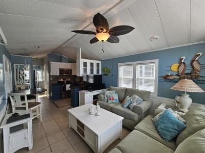 Photo 5 of 15 of home located at 7125 Fruitville Rd Lo21 Sarasota, FL 34240