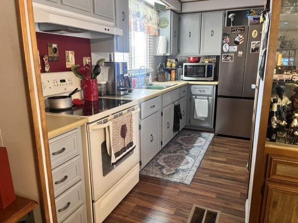 1979 MARL Manufactured Home