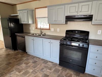 Photo 2 of 11 of home located at 295 West Woodside Holland, OH 43528