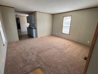 2013 Champion RA1670201 Mobile Home