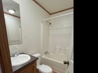 2013 Champion RA1670201 Mobile Home