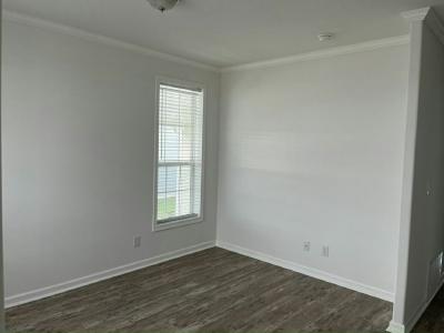 Photo 3 of 20 of home located at 3805 Vine Trail (Site 0015) Ellenton, FL 34222