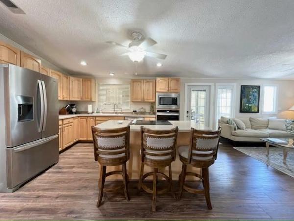 1987 PALM Manufactured Home