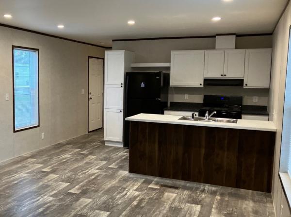 2025 Champion Home Builders, Inc. mobile Home