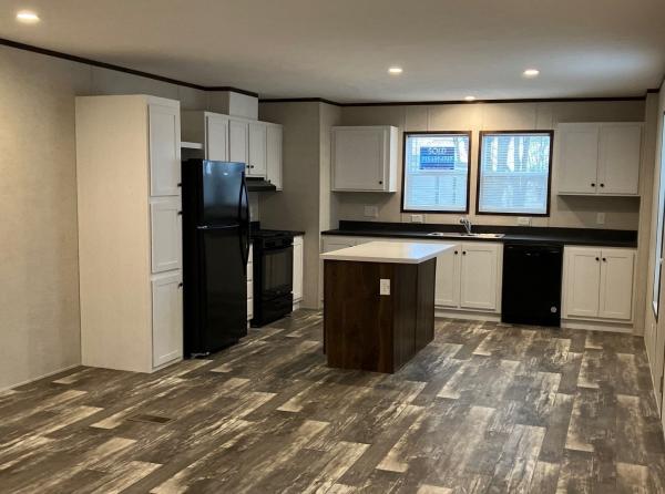2025 Champion Home Builders, Inc. mobile Home