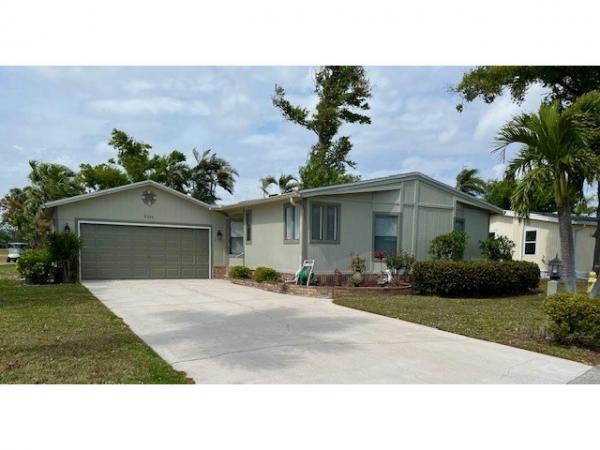 1990 PALM Manufactured Home
