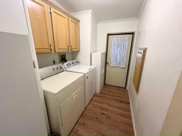 1990 PALM Manufactured Home