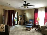 1983 BARR Manufactured Home