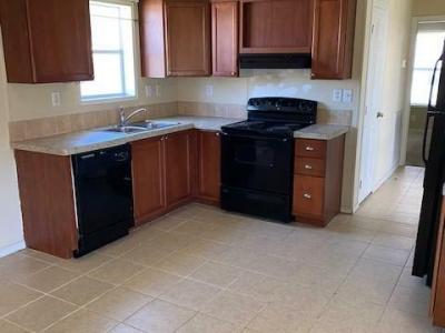 Photo 4 of 9 of home located at 200 3rd Street East Nokomis, FL 34275