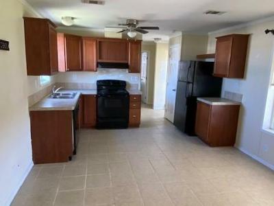 Photo 3 of 9 of home located at 200 3rd Street East Nokomis, FL 34275