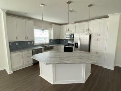 Photo 3 of 10 of home located at 330 9th Street Nokomis, FL 34275