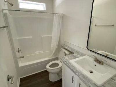 Photo 5 of 10 of home located at 330 9th Street Nokomis, FL 34275