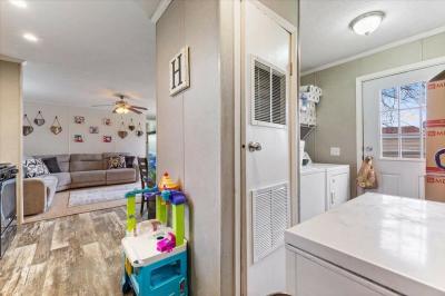 Photo 5 of 12 of home located at 4807 N Hempstead Ct Sterling Heights, MI 48310